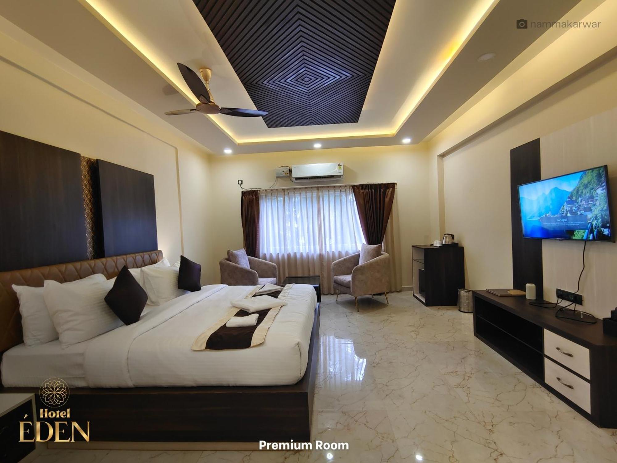 Hotel Eden Karwar Extérieur photo