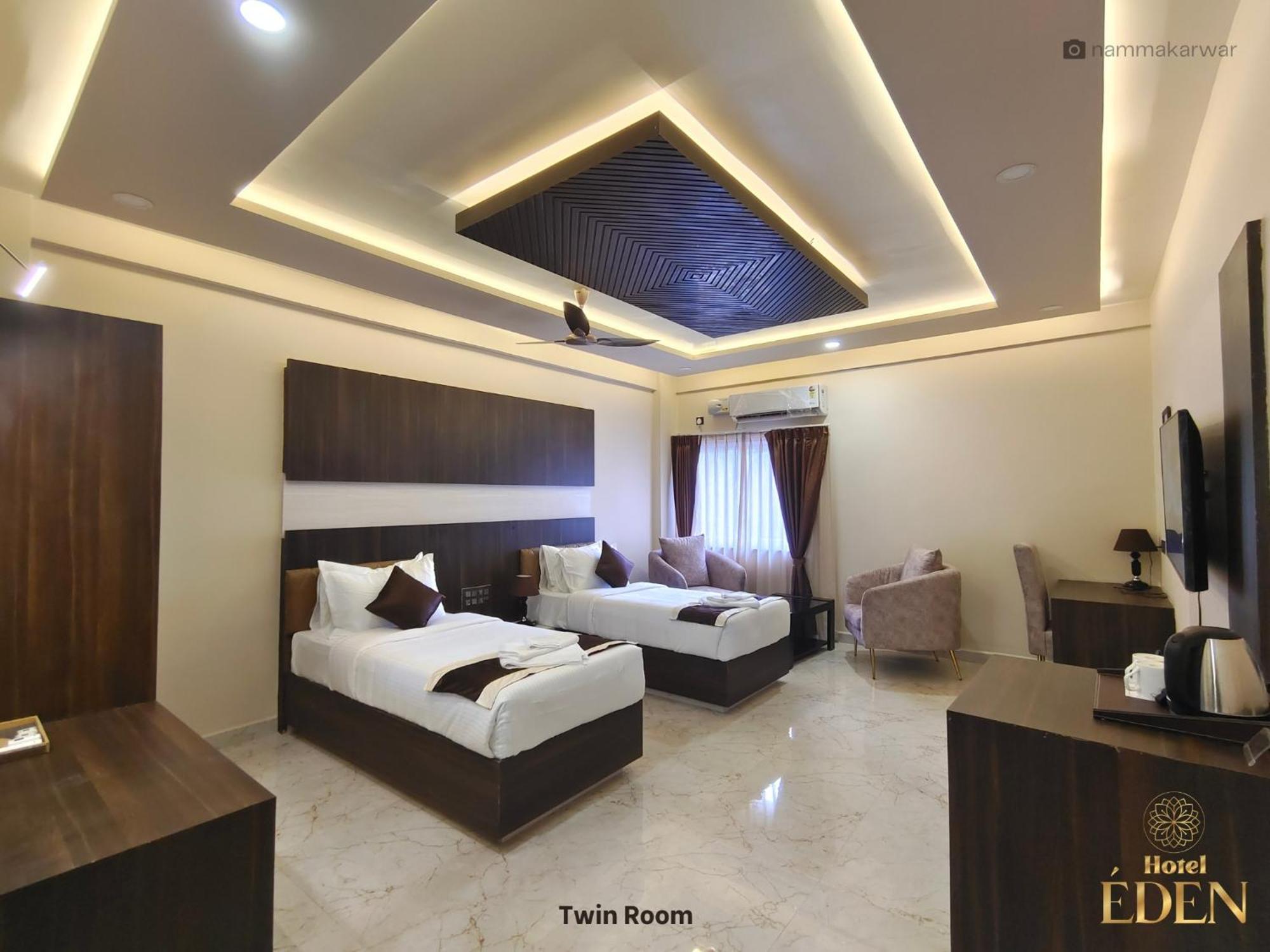 Hotel Eden Karwar Extérieur photo