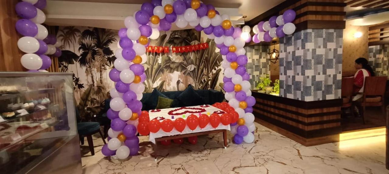 Hotel Eden Karwar Extérieur photo