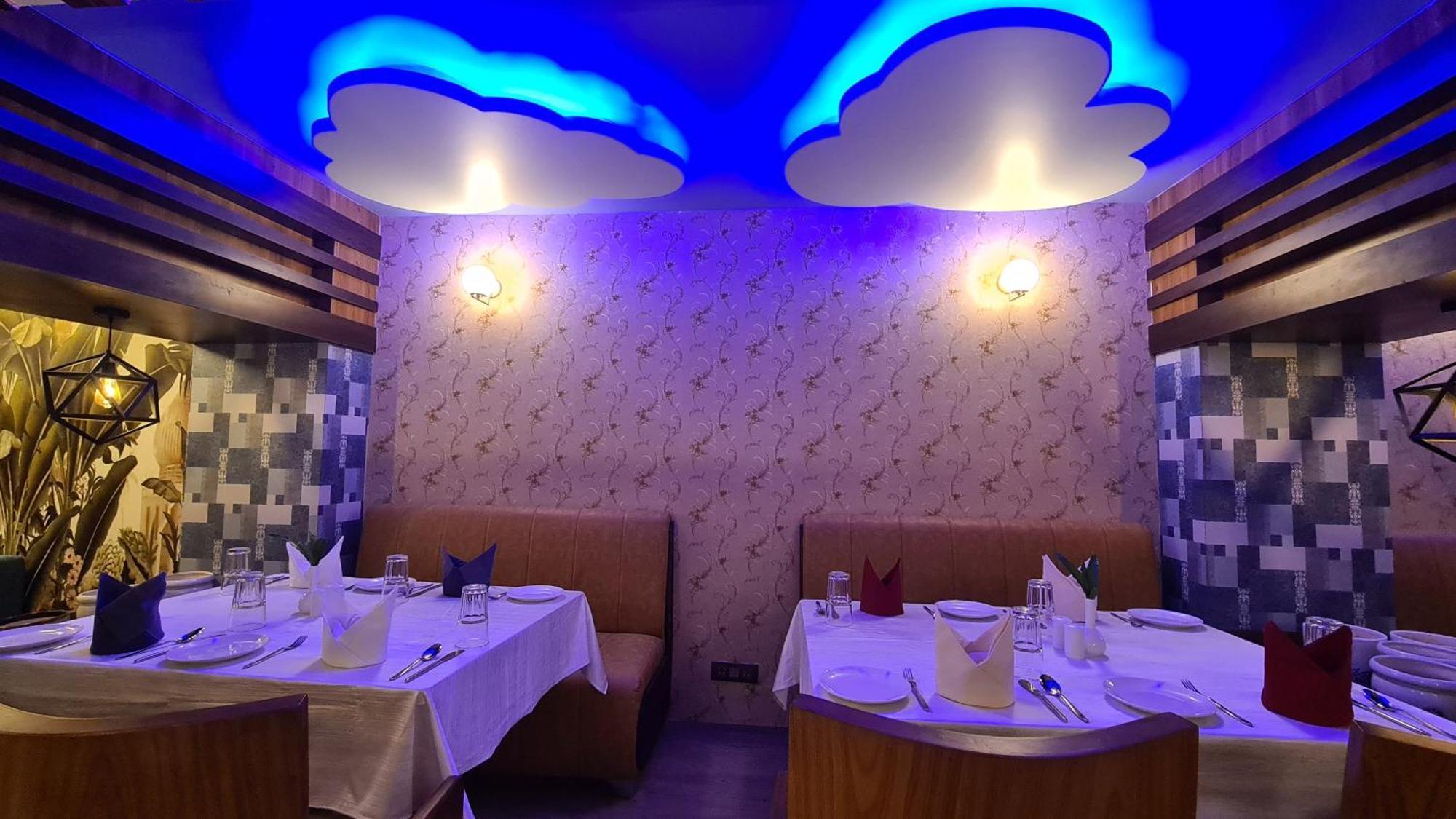 Hotel Eden Karwar Extérieur photo